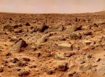 NASA档案旧火星图像引起新一代太空爱好者注意 展示火星“双峰”景象