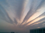 什么是地震云